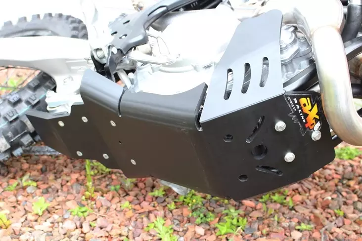 AXP Xtrem HDPE Skid Plate Black KTM 450 16-18 / Husqvarna FE450/501 16-23 - Moottoripyörän pohjapanssarit - D243650 - 1