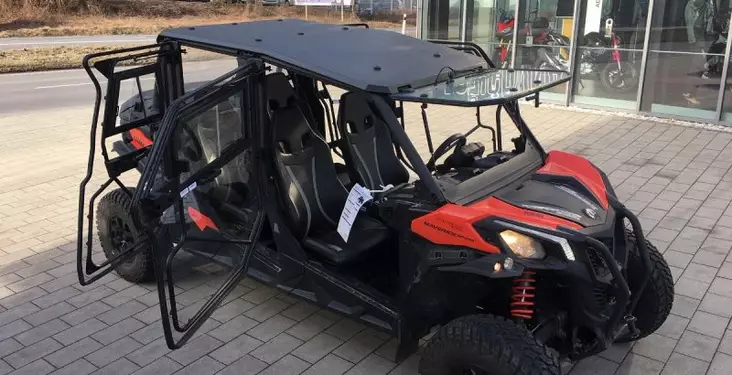 DFK Täysi Ohjaamo Lämmöllä + pyyhin/pesin Can-Am Maverick Trail MAX - DFK Lämpöhytit - D434860 - 1