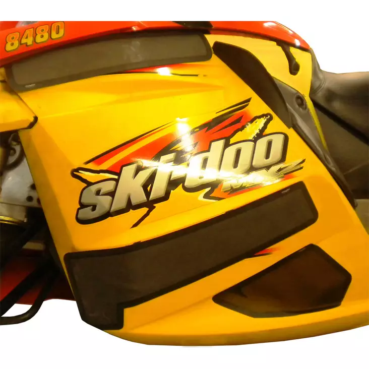 Frogzskin Ski Doo Rev Clutch Side Vent Kit 2003-07 (3pc) - Moottorikelkan ilmastointikalvot - D148230 - 1