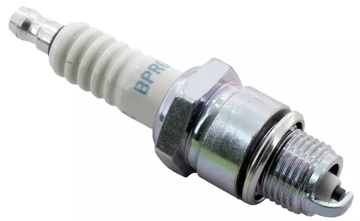 NGK sparkplug BPR6HS - Sytytystulpat - D680 - 1