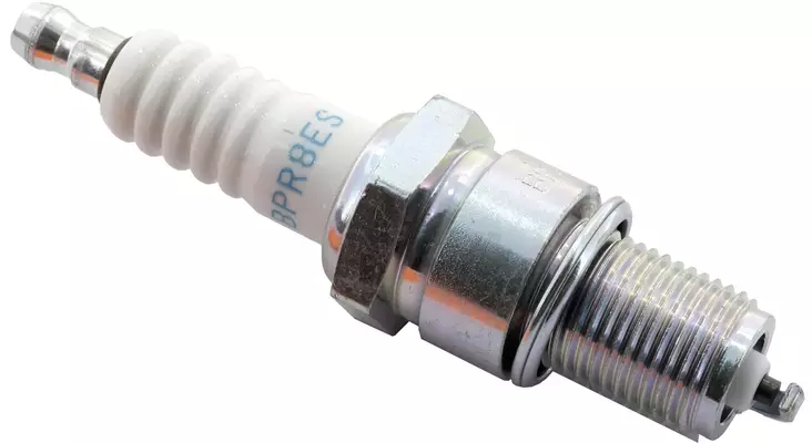 NGK sparkplug BPR8ES - Sytytystulpat - D630 - 1