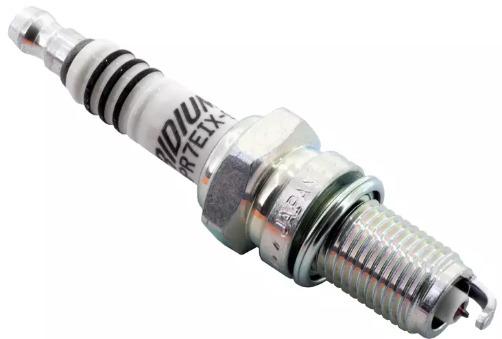 NGK sparkplug DPR7EIX-9 - Sytytystulpat - D70740 - 1