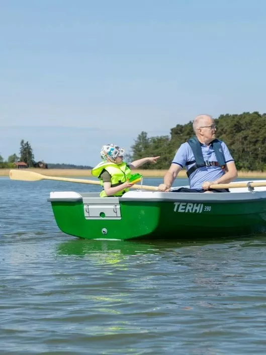 TERHI 390 VIHREÄ - Soutuveneet - 130030 - 1