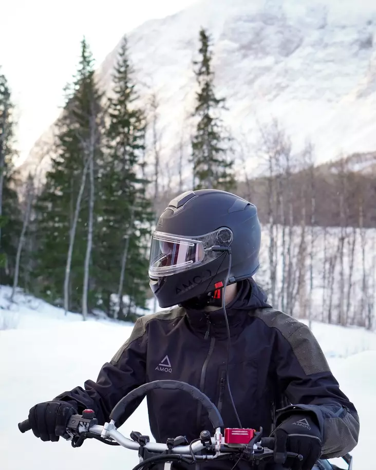 AMOQ Protean Flip-Up Kypärä Sähkövisiirillä Blackout - Avattavat kypärät - D421711 - 1