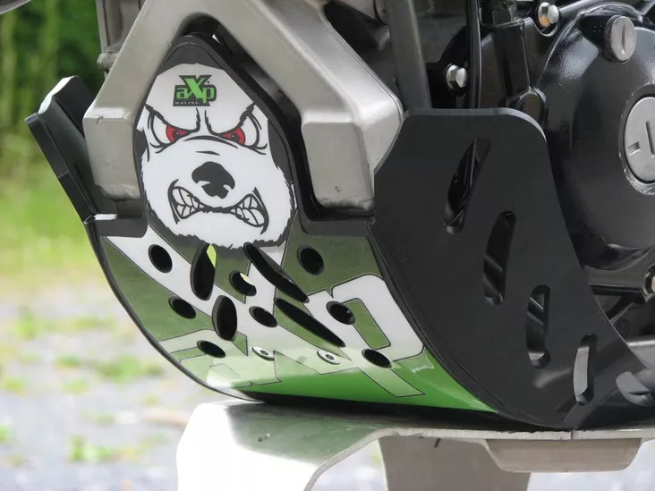 AXP Skid Plate Black Kawasaki KX450F 09-15 - Moottoripyörän pohjapanssarit - D243471 - 1