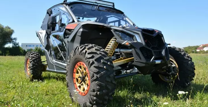DFK Täysi Ohjaamo Lämmöllä + pyyhin/pesin Can-Am Maverick X3 2018- - DFK Lämpöhytit - D434861 - 1