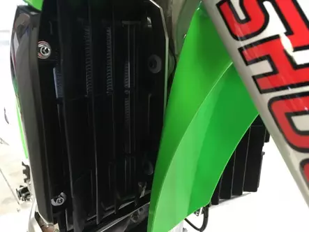 AXP Radiator Guards Kawasaki KX250F 17-18 - Moottoripyörän jäähdyttimen suojat - D243632 - 1