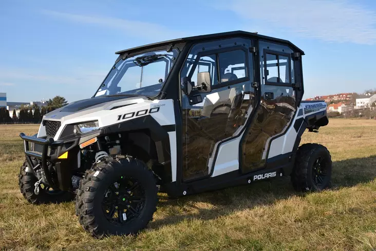 DFK Täysi Ohjaamo ILMAN LÄMMITIN sis. pyyhin/pesin Polaris General 4 Crew 2019- - DFK Lämpöhytit - D509842 - 1