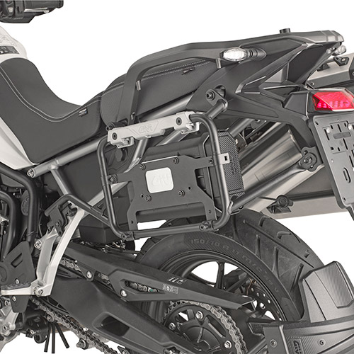 GIVI KIT TO FIX S250 ON PLO6415MK - Moottoripyörän laukkujen kiinnityssarjat - D403882 - 1