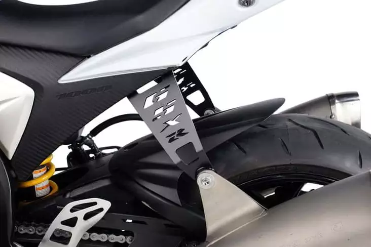 Puig Exahust Bracket Left Suzuki Gsxr1000 09'-11' Black - Moottoripyörän äänenvaimenninkiinnikkeet - D109652 - 1