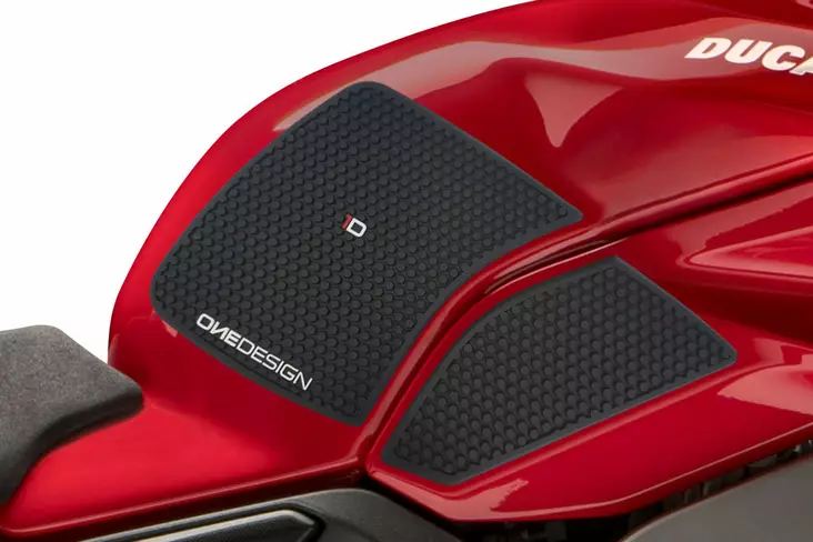Puig Lateral Tank Pads Ducati C/Black - Moottoripyörän tankinsuojat - D337442 - 1