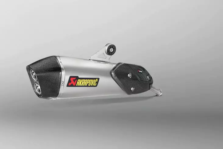 Akrapovic Slip-On Line (Titaani) BMW C650GT 2016- - Moottoripyörän äänenvaimentimet - D309783 - 1