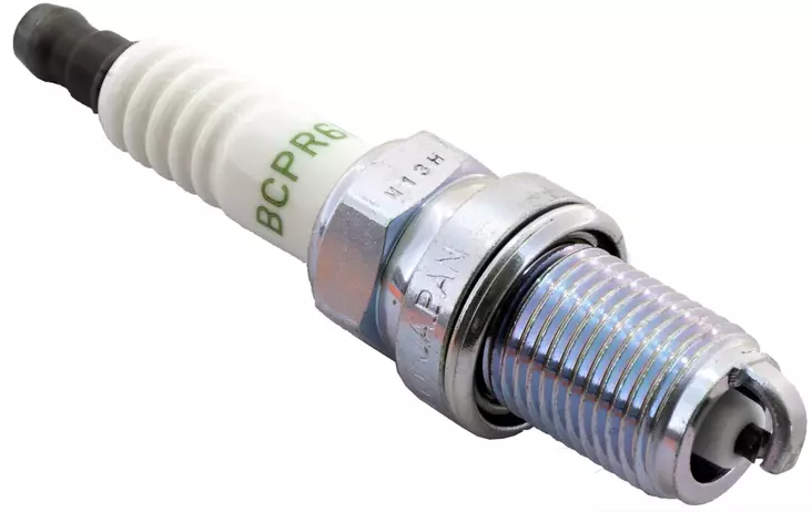NGK sparkplug BCPR6E - Sytytystulpat - D81783 - 1