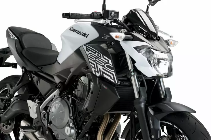 Puig Radiator Side Panels Kawasaki Z650 17'-19 C/Carbon Lo - Moottoripyörän katteet & tuulenohjaimet - D358943 - 1
