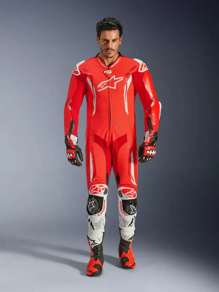 Alpinestars Nahkapuku 1-pcs GP Tech v5 Fluo Punainen/Valkoinen - Nahkaiset moottoripyöräpuvut - D520434 - 1