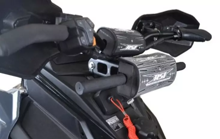 RSI Matkustajan ohjaustanko lapselle T-kiinitys/tupit - Moottorikelkan ohjaustangot - D486394 - 1