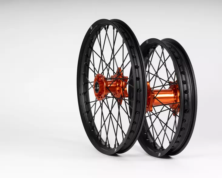 Sixty5 KTM Musta/Oranssi Enduro 1.6-21"/2.15-18" vannesarja - Moottoripyörän täydelliset vanteet - D446914 - 1