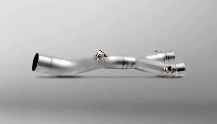 Akrapovic Optional link pipe/collector Titanium YZF-R1 2015- - Moottoripyörän väliputket - D336085 - 1