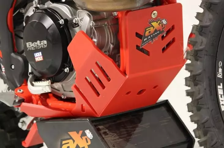 AXP Xtrem HDPE Skid Plate Red Beta 350RR/390RR/430RR/480RR/500RR 20-22 - Moottoripyörän pohjapanssarit - D343115 - 1