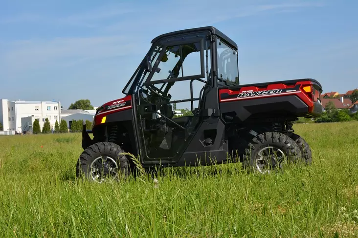 DFK Täysi Ohjaamo Lämmöllä + pyyhin/pesin Polaris Ranger XP 1000 + Diesel 2018-> - DFK Lämpöhytit - D434035 - 1