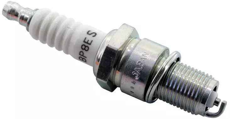 NGK sparkplug BP8ES - Sytytystulpat - D605 - 1