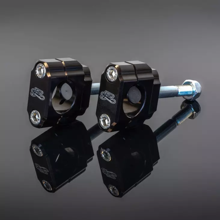 Renthal Ohjaustangonkiinnikke 28,6mm Suzuki M10 (Ei Offsettiä) - Moottoripyörän ohjaustangon kiinnikkeet - D446235 - 1
