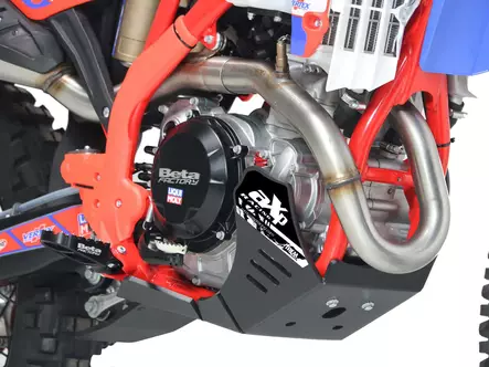 AXP Xtrem HDPE Skid Plate Black Beta 350/390/430/480 RR RACE 24- /RR/RR XPRO 25 - Moottoripyörän pohjapanssarit - D511356 - 2