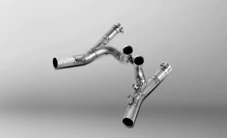 Akrapovic Collector (Titaani) VMAX 2009-16 - Moottoripyörän väliputket - D310247 - 1