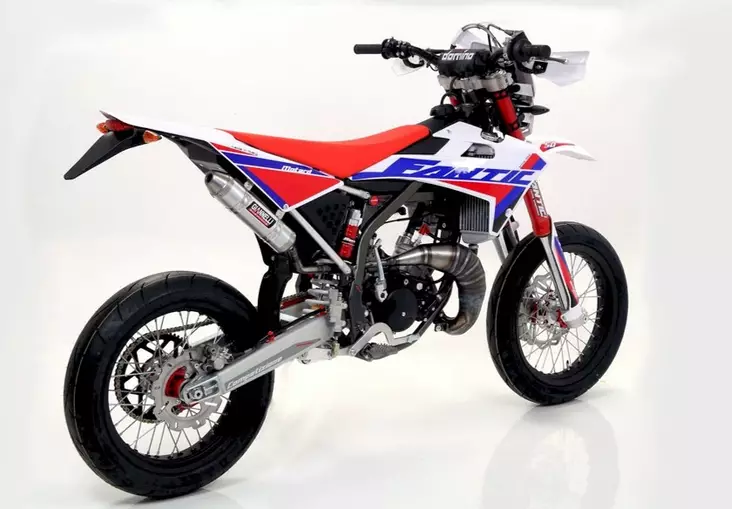 Giannelli Enduro 2T Pakoputki (Huom Ei E-hyv.), Fantic 50 17- - Mopojen pakoputket - D263547 - 1