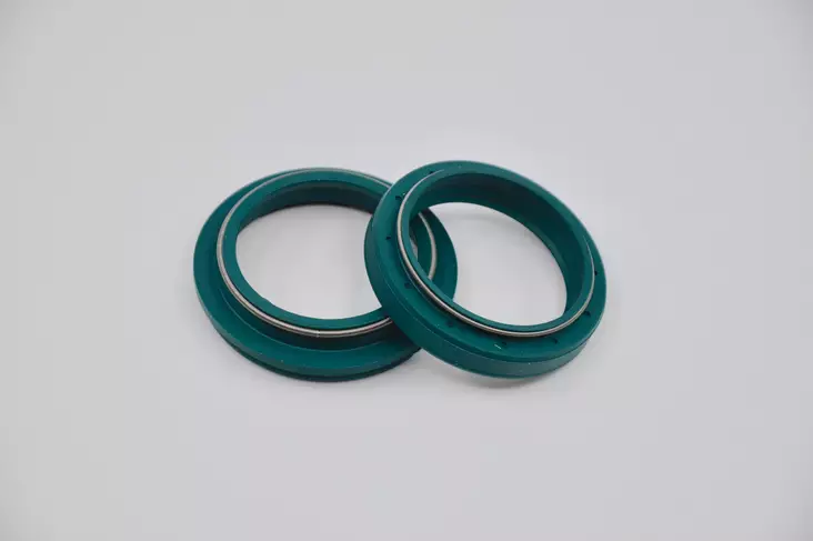 SKF Oil & Dust Seal 39 mm. - TECH SUSPENSION - Etuteleskooppien tiivisteet - D328127 - 1