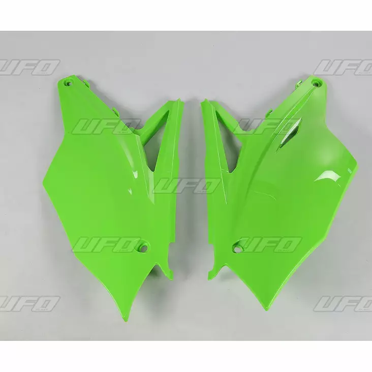 UFO Sivunumerokilvet KX450F 16-18 KX250F 17-20 Vihreä 026 - Moottoripyörän sivupaneelit - D220348 - 1