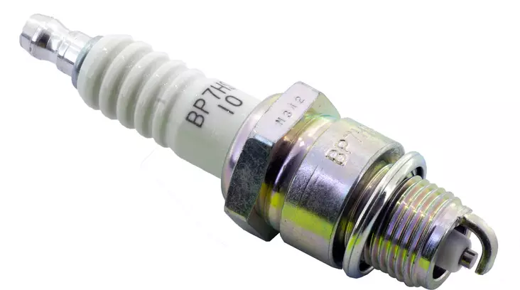 NGK sparkplug BP7HS-10 - Sytytystulpat - D699 - 1